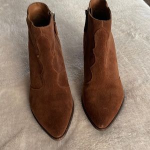 Dolce Vita western booties